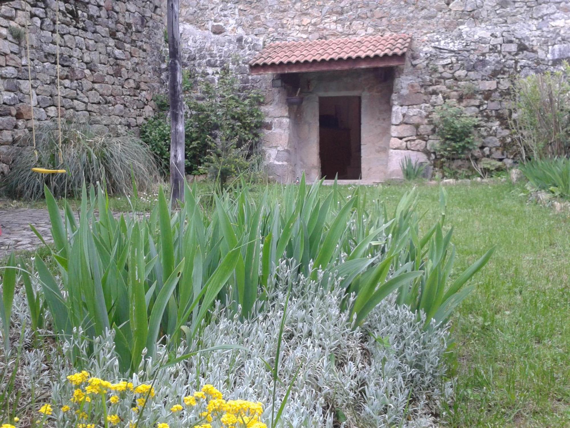 gîte l'Escoferii Vocance Extérieur photo